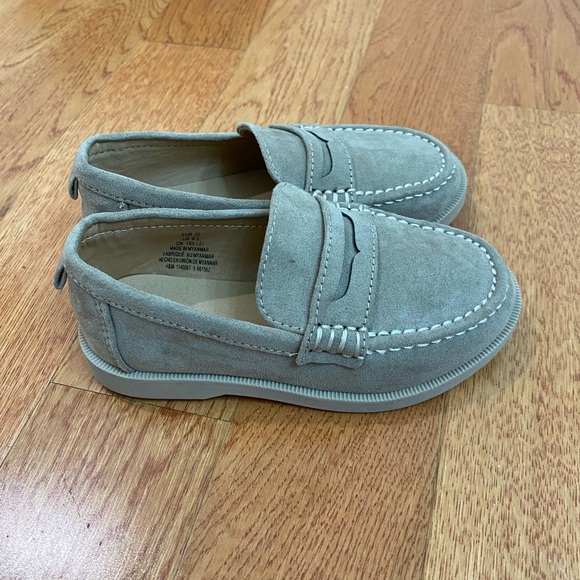 H&M Kids Suede Loafers - Picture 2 of 4